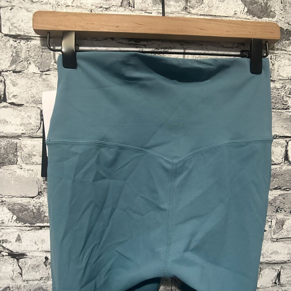 NWT Nike Zenvy Women's Training High-Rise 8" Shorts Size XS (Teal) DQ6003-006 - Picture 5 of 16